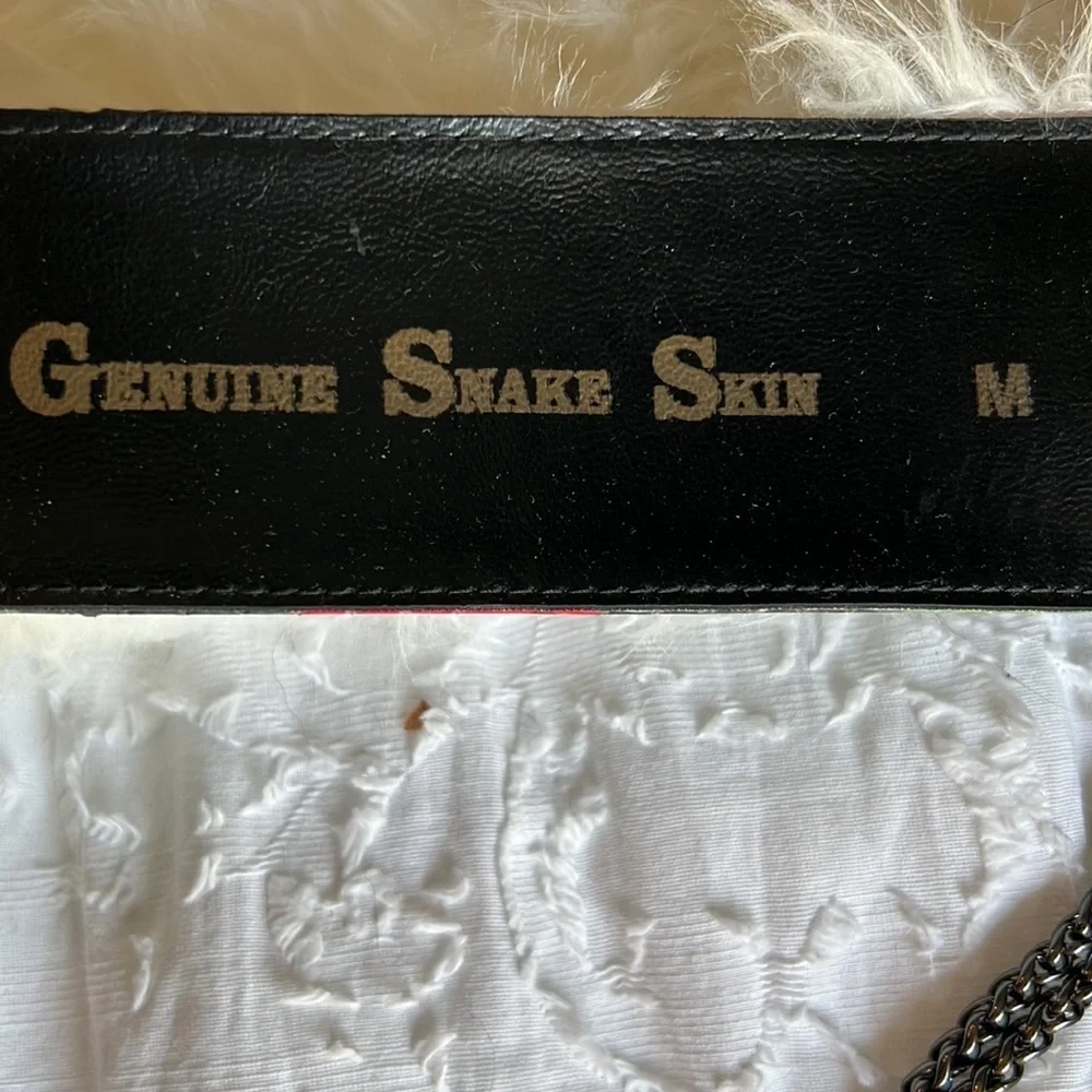 Snakeskin belt. Tapered width . Black blue green pink sz M